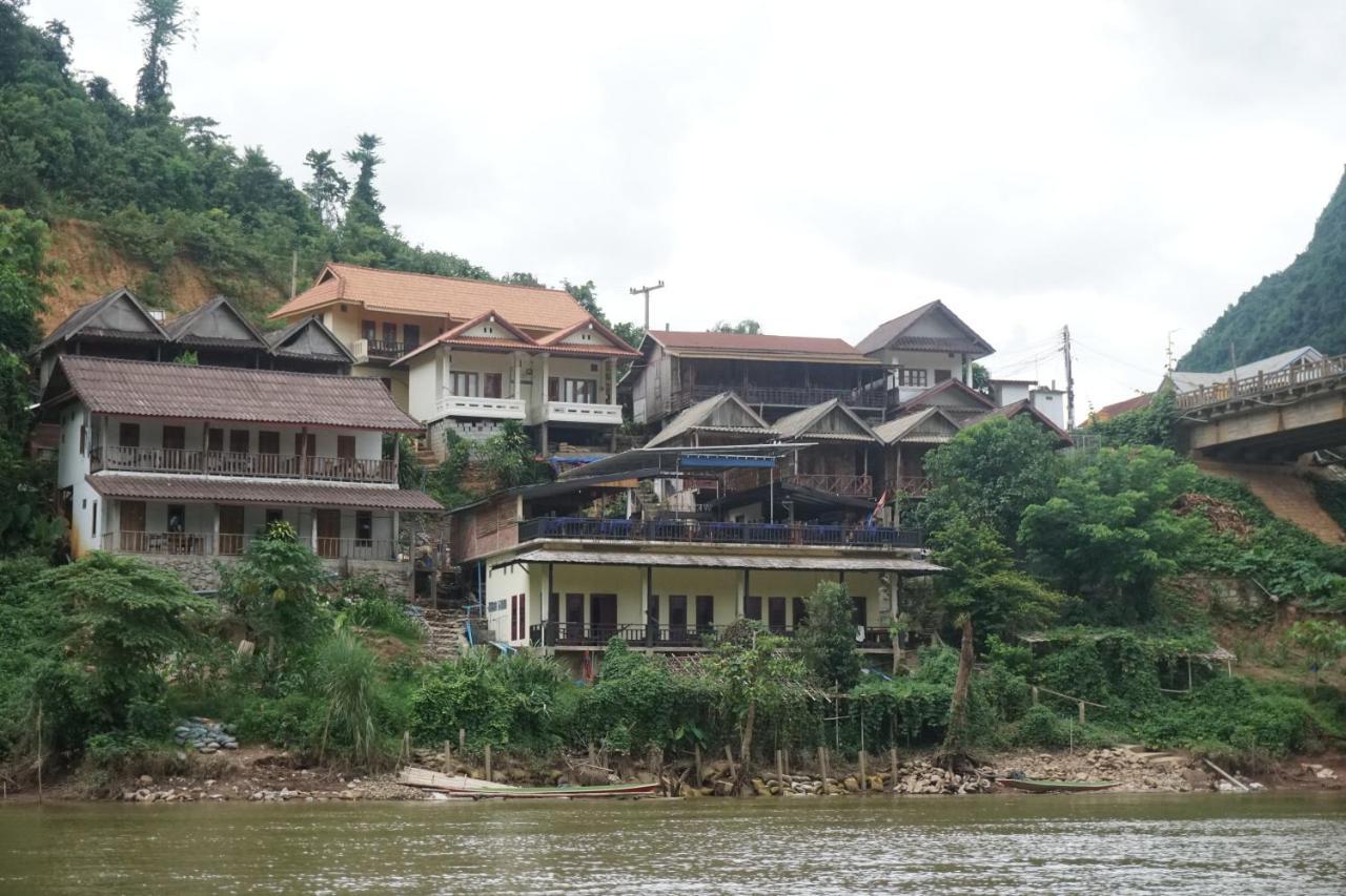 Sunrise Bungalow Hotel Nongkhiaw Esterno foto